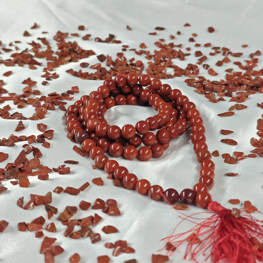 Energised Red Jasper Japa Mala by THE GEM’Z handcrafted with natural red jasper beads to enhance strength, courage, and grounded passion.
