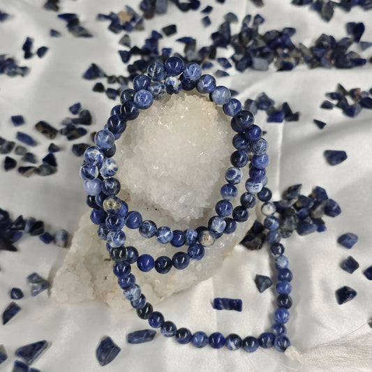 Close-up of Energised Sodalite Japa Mala by THE GEM’Z showing natural sodalite beads for meditation, focus, and inner peace.
