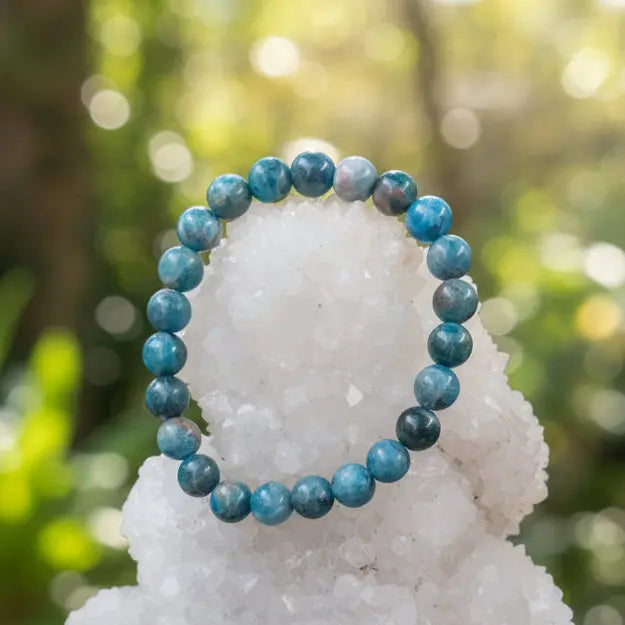 Apatite gemstone bracelet with natural blue apatite beads, handcrafted healing crystal jewellery for motivation, clarity and positive energy