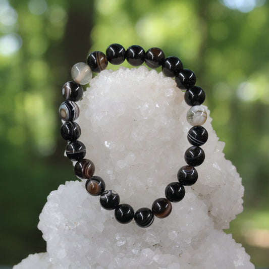 Black Agate (Sulemani Akik) gemstone bracelet with natural agate beads, handcrafted healing crystal jewellery for protection, grounding and positive energy