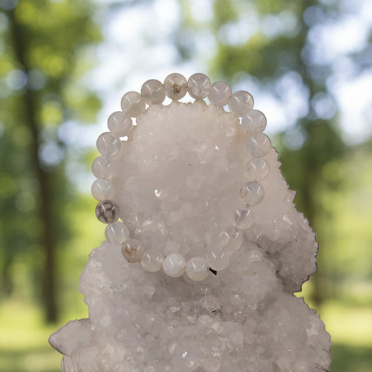 Dragon Vein Agate gemstone bracelet with natural agate beads, handcrafted healing crystal jewellery for strength, grounding and positive energy